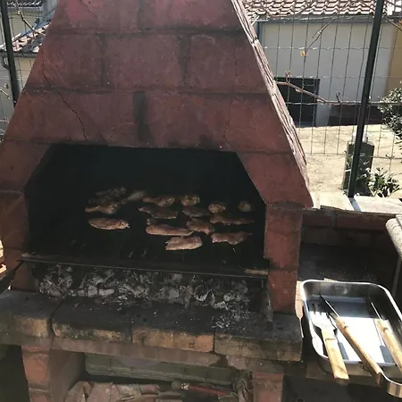 Appartamento Ideale In Mit Garten, Terrasse Und Grill